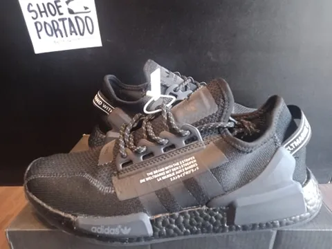 adidas nmd r1 v2 black black