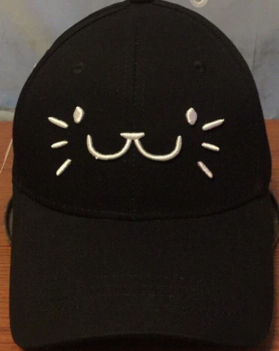 หมวกแก๊ป-caps-ลายแมว-น่ารักสวยๆขายดี-สีดำปรับขนาดได้ใครๆใส่ได้-ส่งไวจากไทย