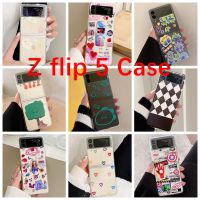 สำหรับ Samsung Galaxy Z พลิก5 ZFlip4พับเคสโทรศัพท์ Z พลิก-3พับหน้าจอป้องกันการตกเคสเคสโทรศัพท์เป็นคู่เคสโทรศัพท์ภาพยนตร์การ์ตูนน่ารักตุ๊กตาบาร์บี้ตุ๊กตาเจ้าหญิงมอนสเตอร์