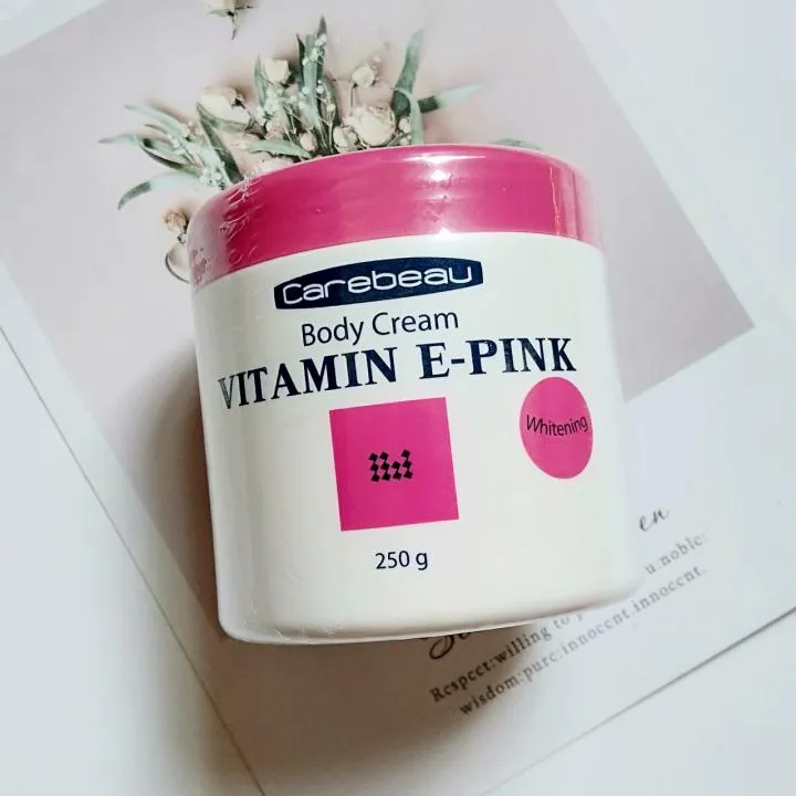 Vitamin E pink có giúp làm mờ vết thâm nám trên da không?