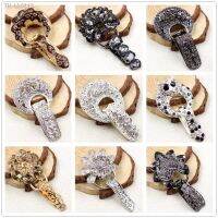 ❒ 15122138 1 pcs very beautiful fashion Fur buttons coat buttons. Rhinestone buttons. Platypus glass with a diamond buckle.