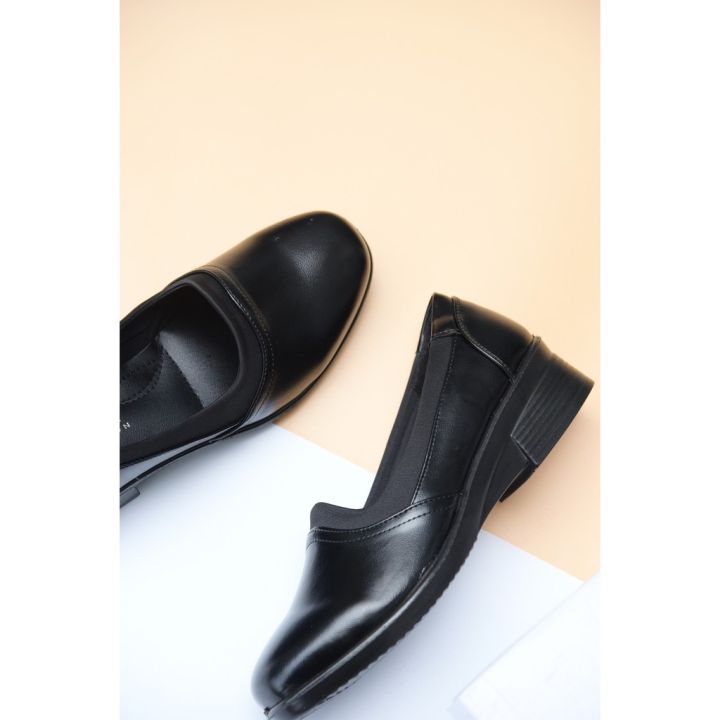 รองเท้าเเฟชั่นผู้หญิงเเบบคัชชูทำงาน-slip-on-ส้นเตี้ย-no-s009-ne-amp-na-collection-shoes