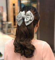 หางม้ารุ่นพิเศษ (หางม้าแบบกิ๊บติด) โบว์สีเทาอ่อน 3 ชั้น ออกแบบมาเพื่อการใช้งานที่สะดวกงานดี คัดสรรงานคุณภาพ