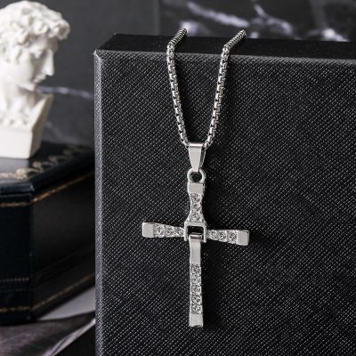 Dominic Toretto The Fast and The Furious  Men Crystal Jesus Cross Pendant Necklace Stainless Steel Chain Men Friend Jewelry Gift Headbands