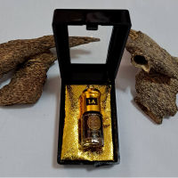 New Year Gift set ชุดของขวัญ คริสต์มาส ปีใหม่ Agarwood oil น้ำมันกฤษณา ไม้กฤษณา ไม้หอม ไม้มงคล (Standard Grade 1A หอมธรรมชาติ) 3cc ใน กล่องของขวัญ สีดำหรูหรา