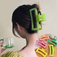 Oversized 13CM Square Hair Claw Clip Large Hair Clips For Women Plastic Shark Clip Hairpin Barrettes Headwear Hair Accessories