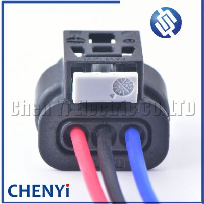 New Product 3 Pin Auto Waterproof Automotive Cable Connector Reversing Radar Camshaft Sensor Plug Pigtail 805-121-521 7615490-03