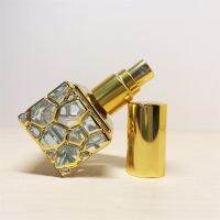 【YP】 10ML Perfume Spray Bottle Press Atomizer Gold Luxury Perfumes