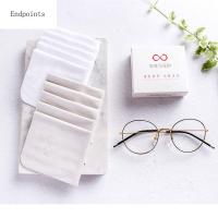 ENDPOINTS 10Pcs ตัวอักษรสำหรับเด็ก ผ้าทำความสะอาดแว่นตา หนังนิ่มนิ่ม สีทึบทึบ ผ้าทำความสะอาดเลนส์ แบบพกพาได้ หน้าจอโทรศัพท์เลนส์ แว่นตากันแดดทำความสะอาดผ้าเช็ดทำความสะอาด กล้องถ่ายรูปสำหรับกล้อง