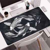 Yin Yang Kuwai Mouse Pad แผ่นรองเมาส์ขนาดใหญ่ เกมปลา XL XXL พรม อุปกรณ์เกมคอมพิวเตอร์ เครื่องเกมคอมพิวเตอร์ แป้นพิมพ์สำนักงาน เดสก์ท็อป แผ่นรองเมาส์อะนิเมะ