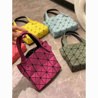 【 IN  STOCK】2023 New Small Square Checker Bag Geometric Folding One Shoulder Mini Portable Cute Change Makeup Bag