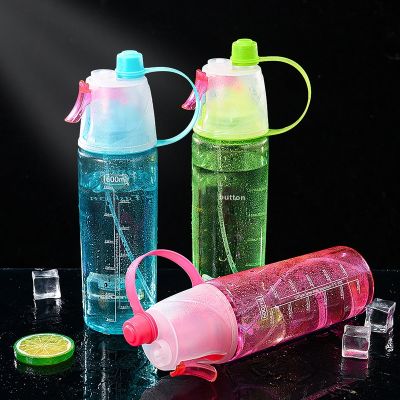 600ml Sports Water Cup Spray With Straw 3 Colors Outdoor Travel Hiking Cycling Large-Capacity Sports Plastic Bottle Drinkware