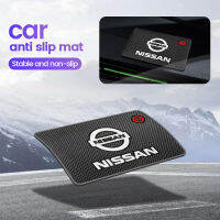 รถ Anti-Slip Mat Dashboard ผู้ถือโทรศัพท์ Anti-Skid Pad เสื่อกันลื่นสำหรับ Nissan Nismo GTR Tiida Leaf Versa Qashqai Juke หมายเหตุฯลฯ