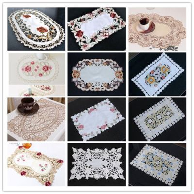 Home Dining Table Place Mat Vintage Embroidered Lace Fabric Placemat 30x45cm Floral Oval Table Cloth Placemat Home Tablecloth