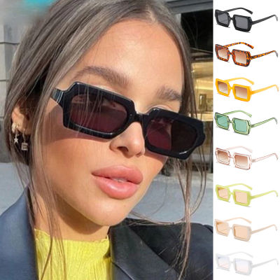 แว่นกันแดดสี่เหลี่ยมขนาดเล็กสำหรับผู้หญิง,แว่นตาแฟชั่นทรงสี่เหลี่ยมสำหรับเดินทางกลางแจ้งแว่นตาสีเขียวแว่นตา UV400