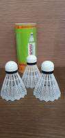 ลูกแบดมินตันพลาสติก BADMINTON SHUTTLECOCK สีขาว  1 ชุดบรรจุ 3 ชิ้น