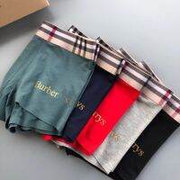 Burberry กางเกงในแฟชั่นชุดชั้นในสำหรับใส่นอนบ็อกเซอร์เทรนด์นุ่มสบายระบายอากาศได้ดี (3แพ็ค)