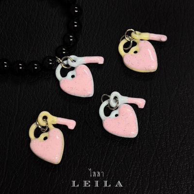 Leila Amulets ลูกกุญแจแขไข แม่กุญแจใจเศรษฐี Baby Leila Collection สีชมพูฟ้า/ชมพูเหลือง (พร้อมกำไลหินฟรีตามรูป)