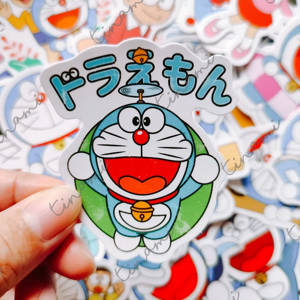 Hãy xem hình dán sticker Doraemon vui nhộn và đáng yêu này để trang trí cho chiếc điện thoại của bạn thêm phần đặc biệt và trẻ trung nhé!