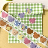 Teddy Sticker roll สติกเกอร์น้องหมีเท๊ดดี้แบบม้วน สำหรับแปะห่อของขวัญ พัสดุ 10ลาย 250ดวง | Stickwithme4ev