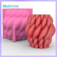 UBL944NK แม่พิมพ์หยดน้ำฝนแบบหมุนเกลียว3D แม่พิมพ์รูปทรงหยดน้ำแม่พิมพ์โค้งรูปทรงเรขาคณิตแม่พิมพ์ซิลิโคน3D แม่พิมพ์ช็อคโกแลต1ชิ้น