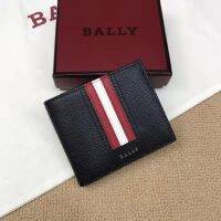 BALLY หนังวัวเม็ดลายฝ่ามือ 、 มีหลายตำแหน่งในกระเป๋าสตางค์