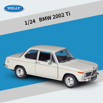 WELLY 1:24 BMW 2002 Ti รถคลาสสิกของเล่นล้อแม็กรถยนต์ D Iecasts และของเล่นยานพาหนะรถรุ่นขนาดเล็กขนาดรุ่นรถของเล่นสำหรับเด็ก