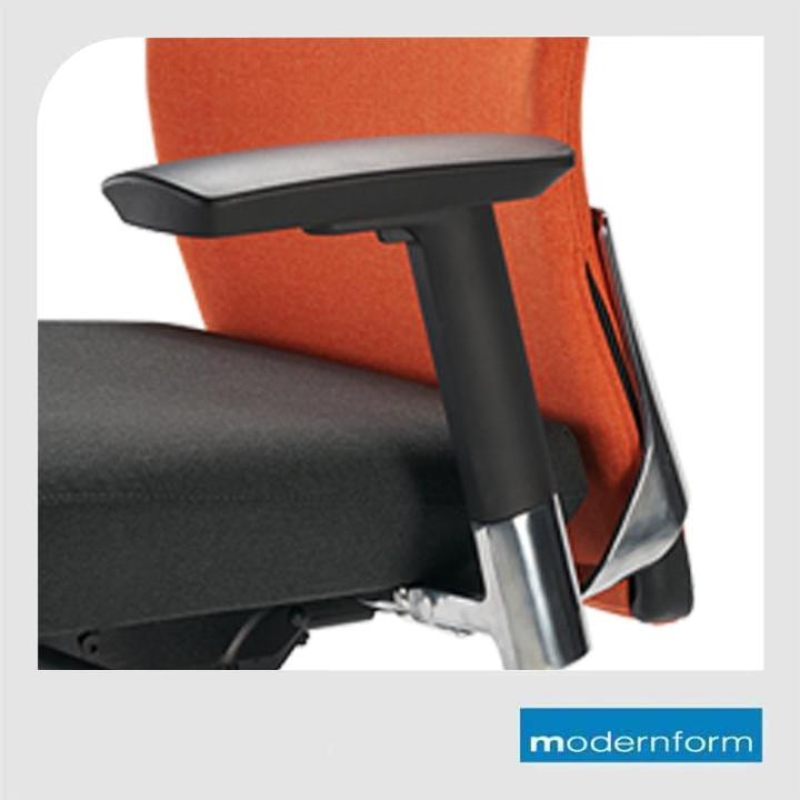 modernform-เก้าอี้สำนักงาน-รุ่น-series15-เบาะสีดำ-พนักพิงสูง-สีส้ม-เก้าอี้ทำงาน-เก้าอี้ออฟฟิศ-เก้าอี้ผู้บริหาร-เก้าอี้ทำงานที่รองรับแผ่นหลังได้ดีเป็นพิเศษ-ปรับที่วางแขนได้-3-ทิศทาง-ปรับล็อคเอนพนักพิงไ