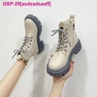 Asdsadsaaff Botas De Pele Volumosas พารามัลเฮอร์ Sapatos Curtos Combate Estilo Punk Botins Feminino Platafra Calumosas Bota Gótica Alta Qualta Qualta Y2k