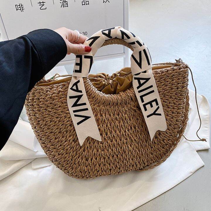 cod-bag-female-niche-2022-new-one-shoulder-messenger-all-match-autumn-and-winter-beach-portable-vegetable-basket