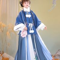 【CW】 Strawberry Rabbit Hanfu Women 39;s Collar Plush Half Sleeve Jacket Embroidered Pleated Winter Suit