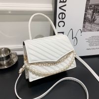 [COD] Atmospheric commuter shoulder bag womens 2022 new trendy Korean style temperament pearl decoration square single Messenger