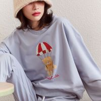 *พร้อมส่ง* Parachuteshop - BEAR sweater เสื้อแขนยาวผ้าคอตตอนยืดเนื้อนิ่ม ใส่สบาย ทรงหลวม สกรีนลายงานออกแบบทางร้าน