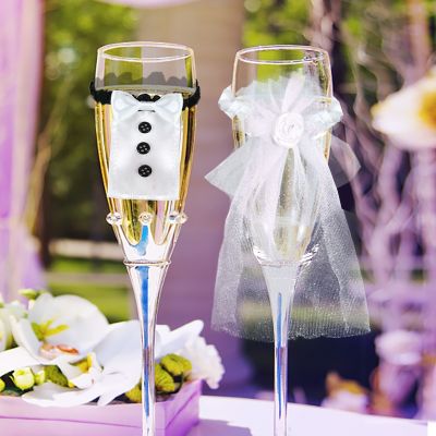 【YF】 2Pcs Wedding Bride Groom Wine Cups Glasses Ornaments Decoration Marriage Bridal Shower Photo Props Table
