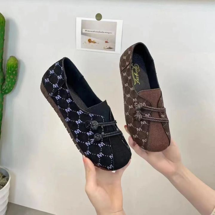 shallow-mouth-soft-sole-pea-shoes-for-womens-spring-and-autumn-2023-new-flat-bottom-casual-and-comfortable-one-step-moms-shoes