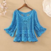 ●♕♛ 2021 New Loose Short Five-point flared Sleeves Hollow out flower Sweater Female