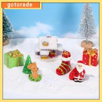 GOTORADE 5PCS เรซินขนาดเล็ก ของตกแต่งวันคริสต์มาส กวางเอลก์ ซานตาคลอส เครื่องประดับเพชรประดับ 2023 รูปปั้นในบ้าน การตกแต่งภูมิทัศน์ขนาดเล็ก ของตกแต่งวันคริสต์มาสปีใหม่