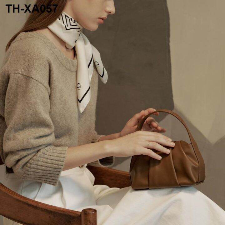 the-new-2023-contracted-joker-fold-clouds-soft-leather-hand-bag-with-the-female