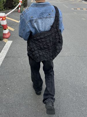 ☊ Niche design rhombus cloud Messenger bag cleanfit casual all-match ins trendy vibe style shoulder bag