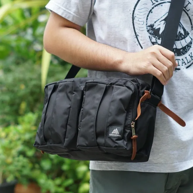 Gregory twin pocket shoulder bag Clearance