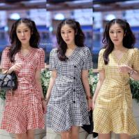 P13093 	เดรสคอวีลายสก็อตกระโปรงจีบ V-neck plaid pleated skirt dress