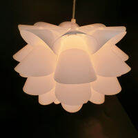 Origami โคมไฟพับแขวนจี้โคมระย้า Light Shade Art เครื่องประดับสำหรับปาร์ตี้วันหยุดปัจจุบัน Decor