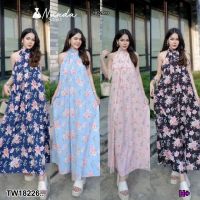 TT18226 เดรสยสวลายกุหลาบ ด้านหลังผูกโบว์ Long dress, rose pattern, bow tie at the back..