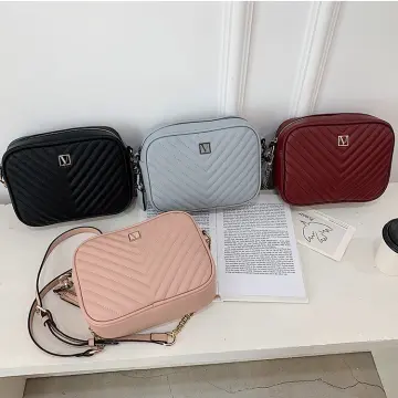 NEW! VICTORIA'S SECRET VS BLACK QUILTED MINI CROSSBODY SLING BAG PURSE,  Women's Fashion, Bags & Wallets, Shoulder Bags on Carousell