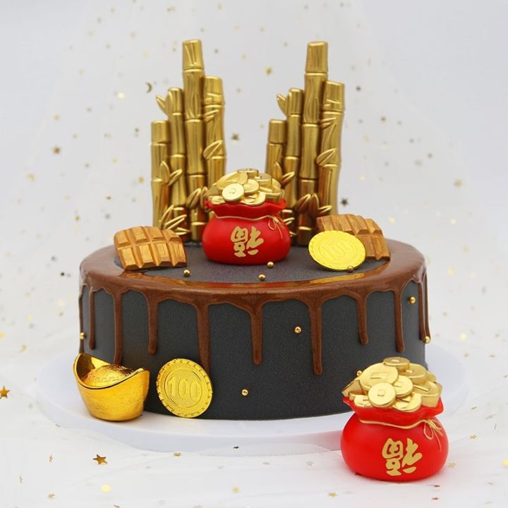 These customised buttercream cakes are specially created to delight th... |  TikTok