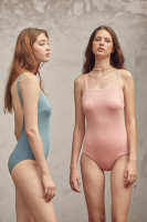 Zummerzalt "Rosie" One Piece Swimsuit ชุดว่ายน้ำวันพีซ ผ้า Texture สวยน่ารัก มีให้เลือกสองสี สี Blush / สี turquoise