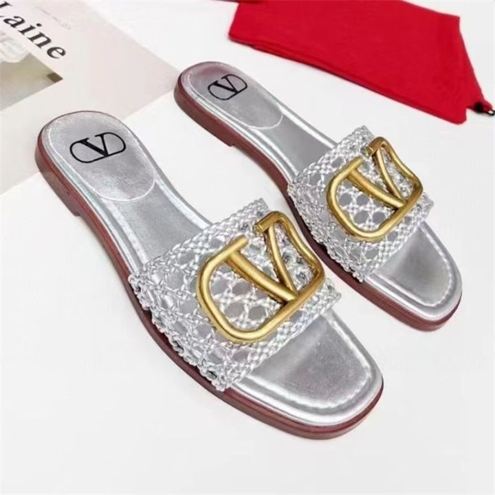 2023-new-british-fashion-vt-gold-buckle-flats-v-buckle-flip-flops-woven-slippers-womens-summer-outer