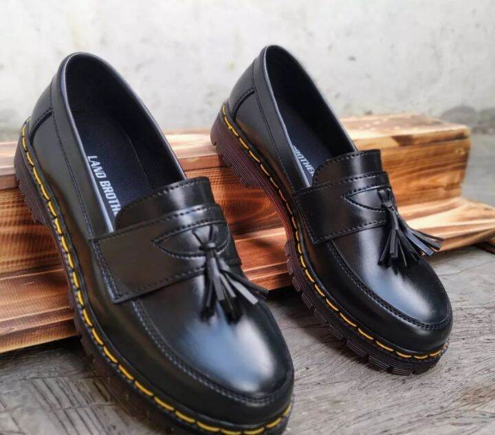 docmart slip on