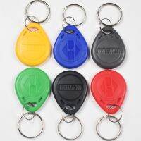 10ชิ้น/ล็อต125กิโลเฮิรตซ์ RFID กุญแจ TK4100 EM4100ป้ายเหรียญพลาสติก Keyfobs พวงกุญแจอ่านได้เฉพาะบัตรควบคุมการเข้าถึงพวงกุญแจ