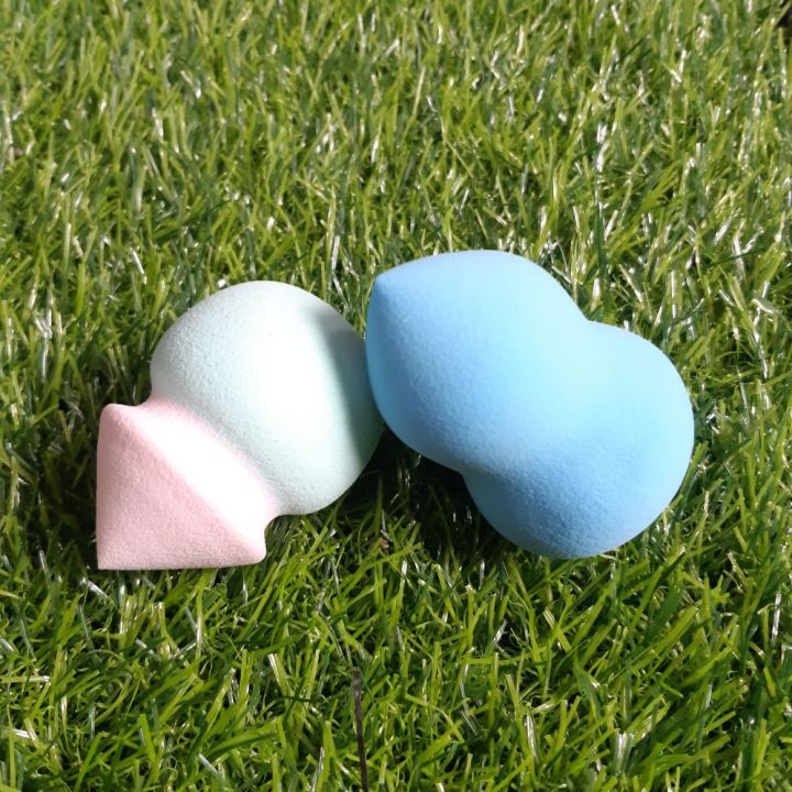 Beautyblender sponge